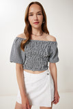 Siyah Kareli Carmen Yaka Esnek Crop Keten Bluz TP00079