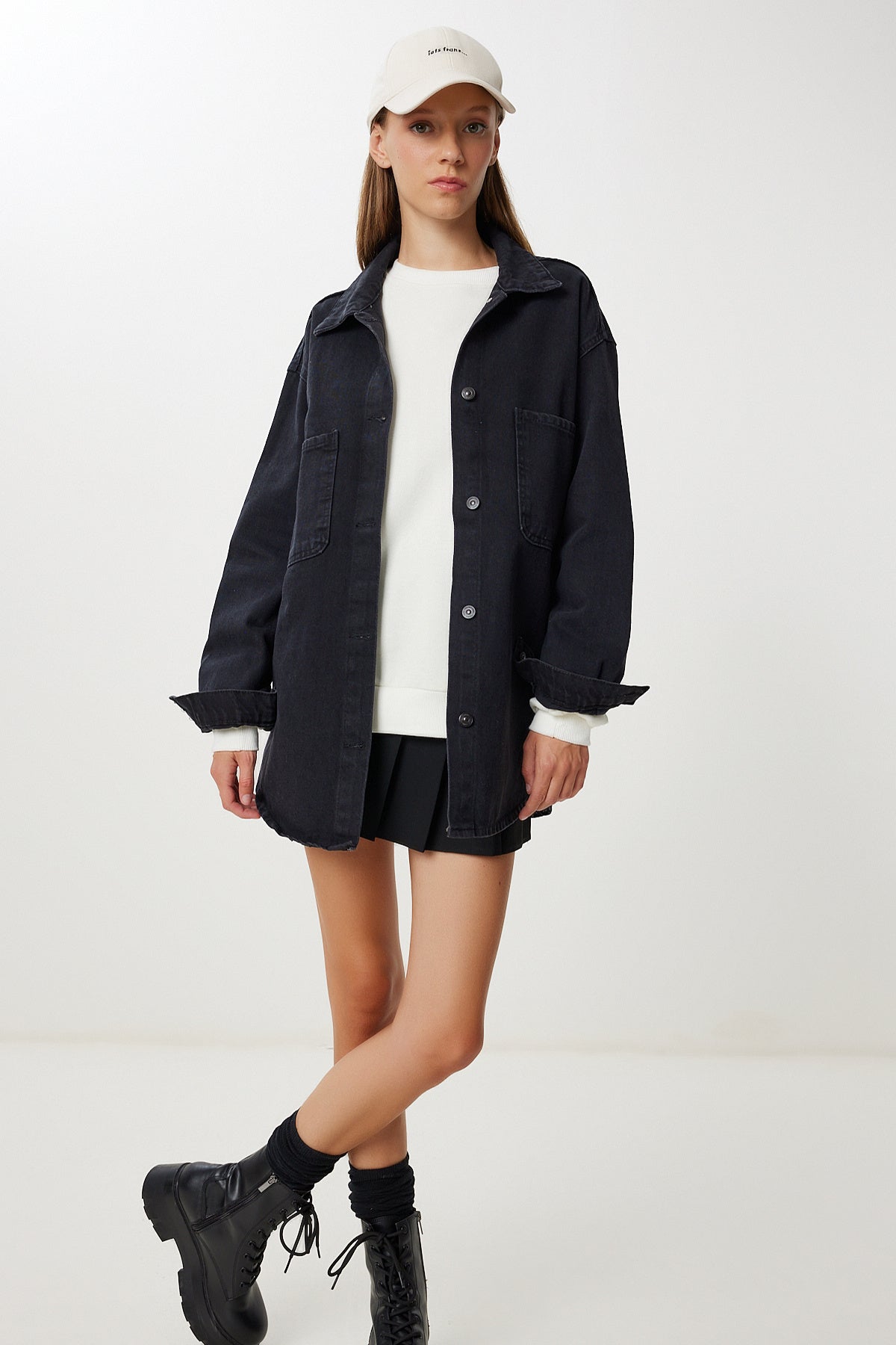 Siyah Cepli Oversize Denim Ceket VC00010
