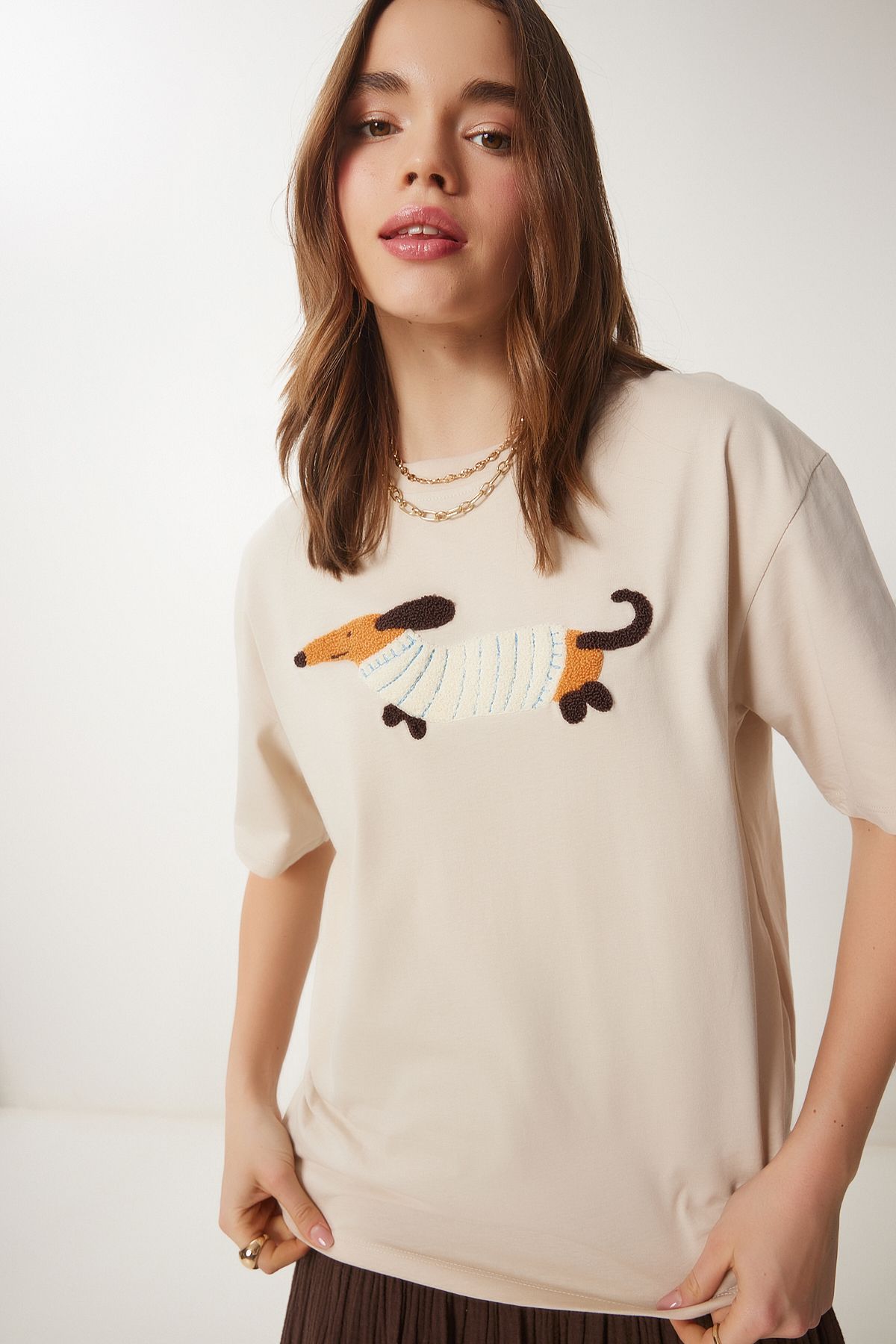 Krem Nakışlı Pamuklu Oversize Örme T-Shirt CR00457