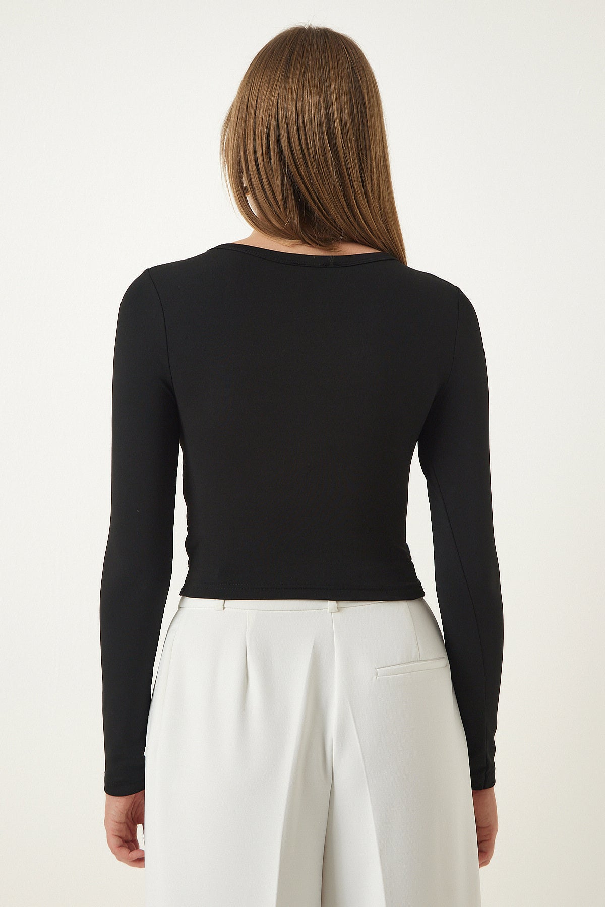 Siyah Cut Out Detaylı Crop Bluz CE00091
