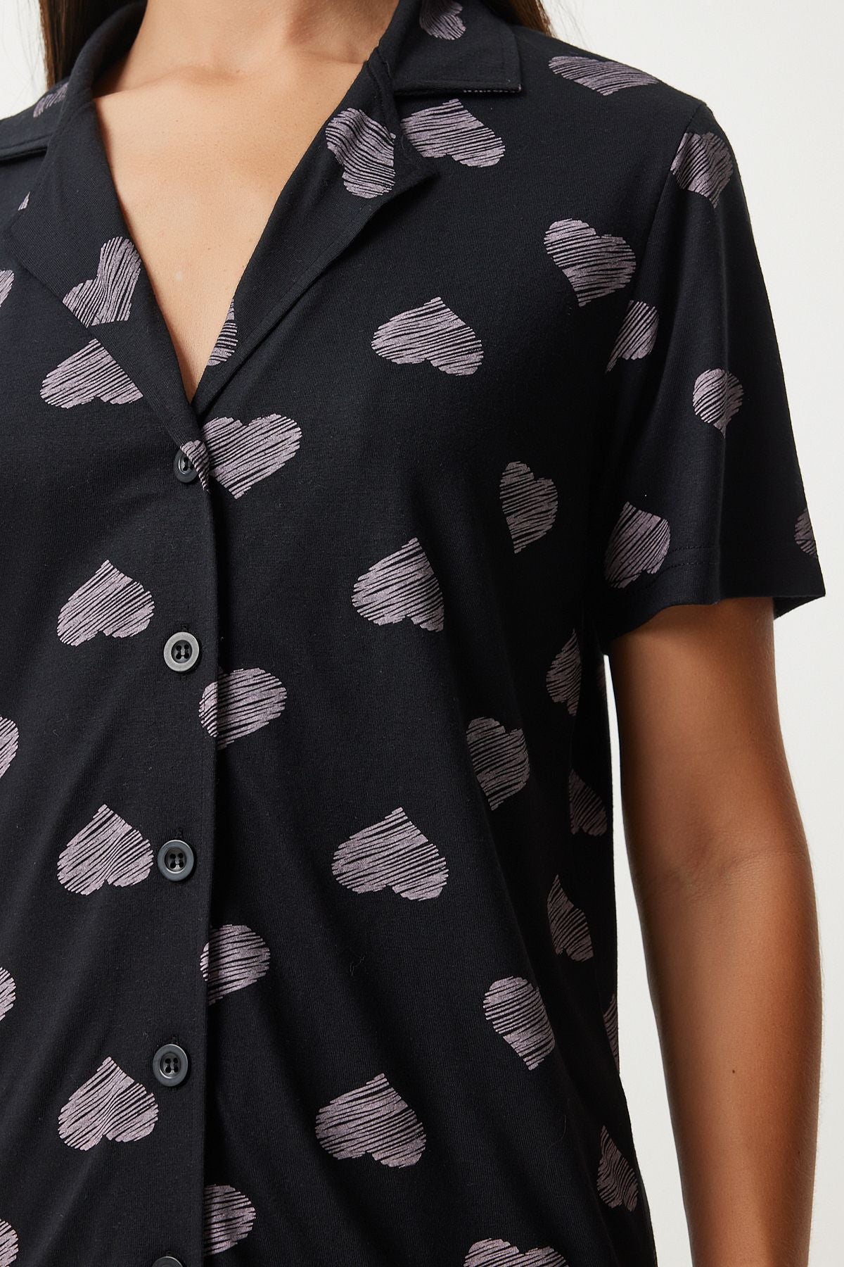 Siyah Kalpli Gömlek Şort Pijama Takımı EC00041