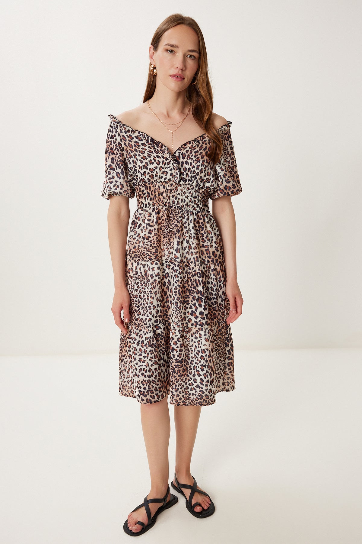 Bej Kahverengi Leopar Desenli Volanlı Midi Elbise TP00069