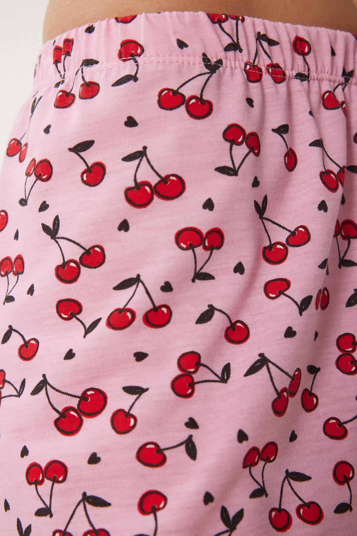 Koyu Pembe Beyaz Baskılı Şortlu Örme Pijama Takımı CE00096