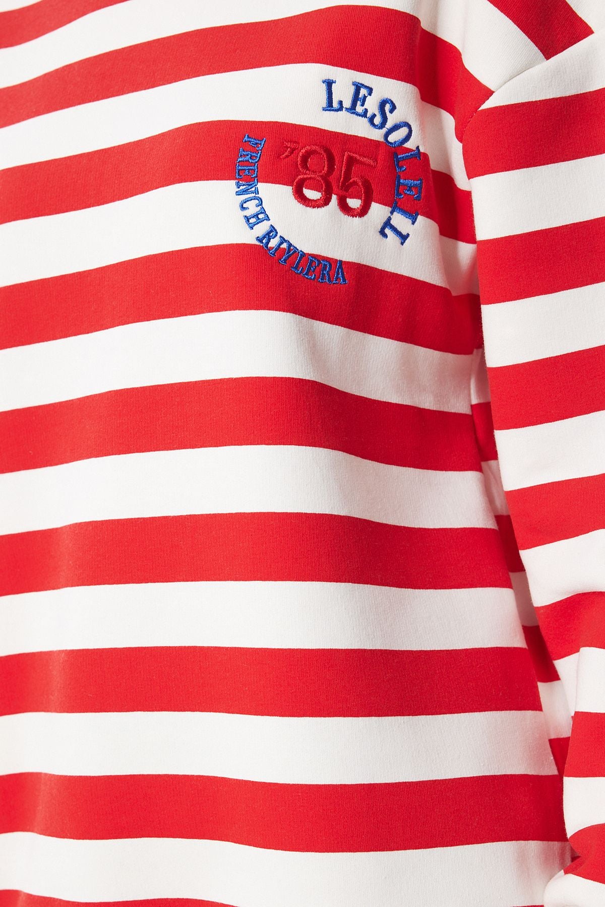 Ekru Kırmızı Nakışlı Şardonlu Örme Sweatshirt MP00029