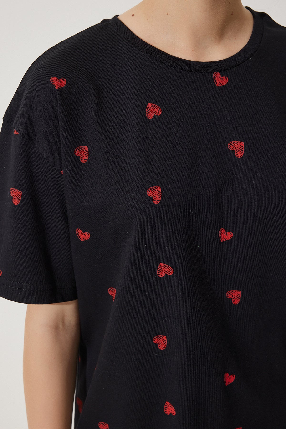 Siyah Kalpli %100 Pamuk Oversize Uzun Örme T-Shirt NJ00148