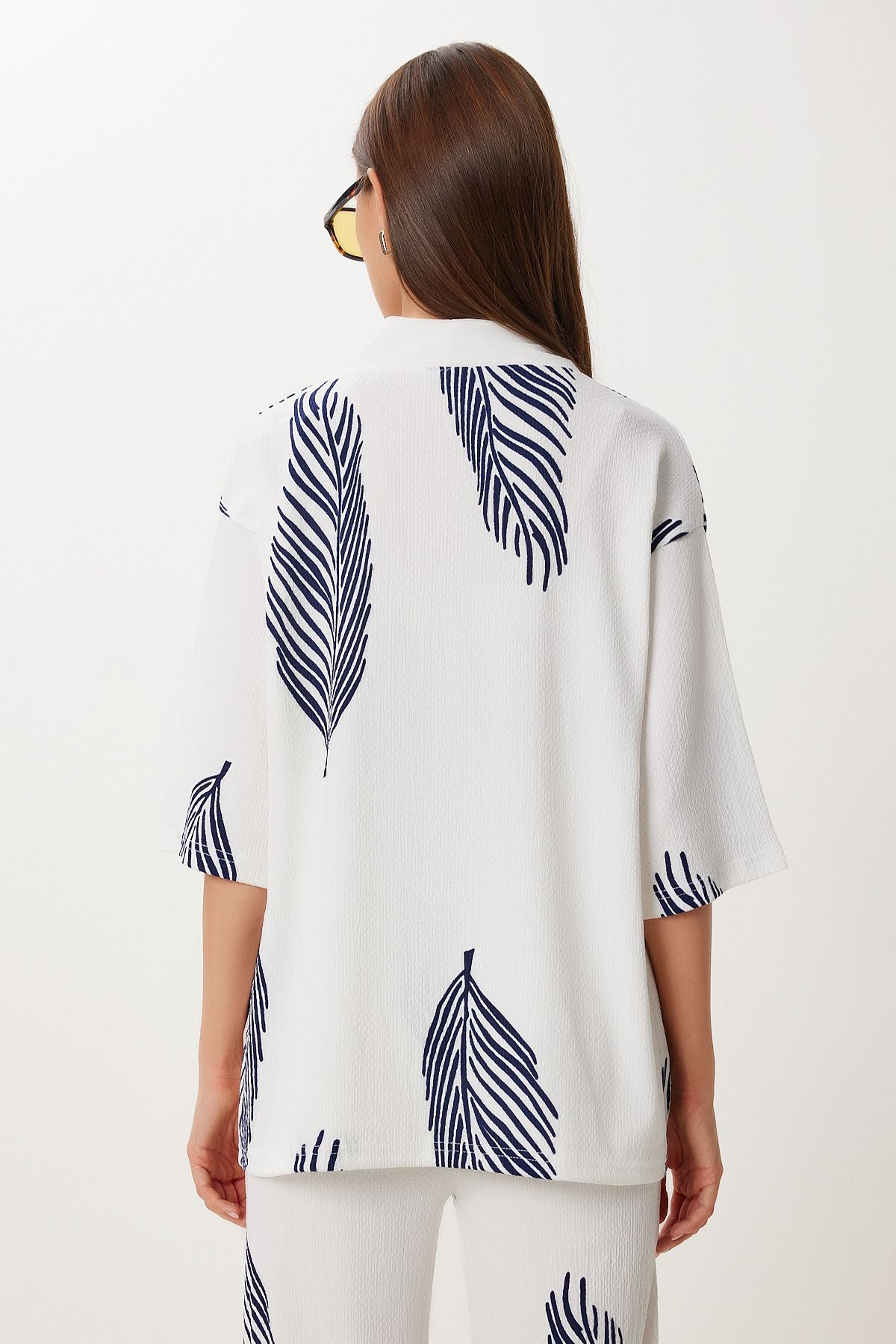 Ekru Lacivert Desenli Krinkıl Örme Kimono Pantolon Takım İY00006