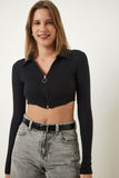 Siyah Fermuarlı Polo Yaka Crop Örme Bluz CE00090