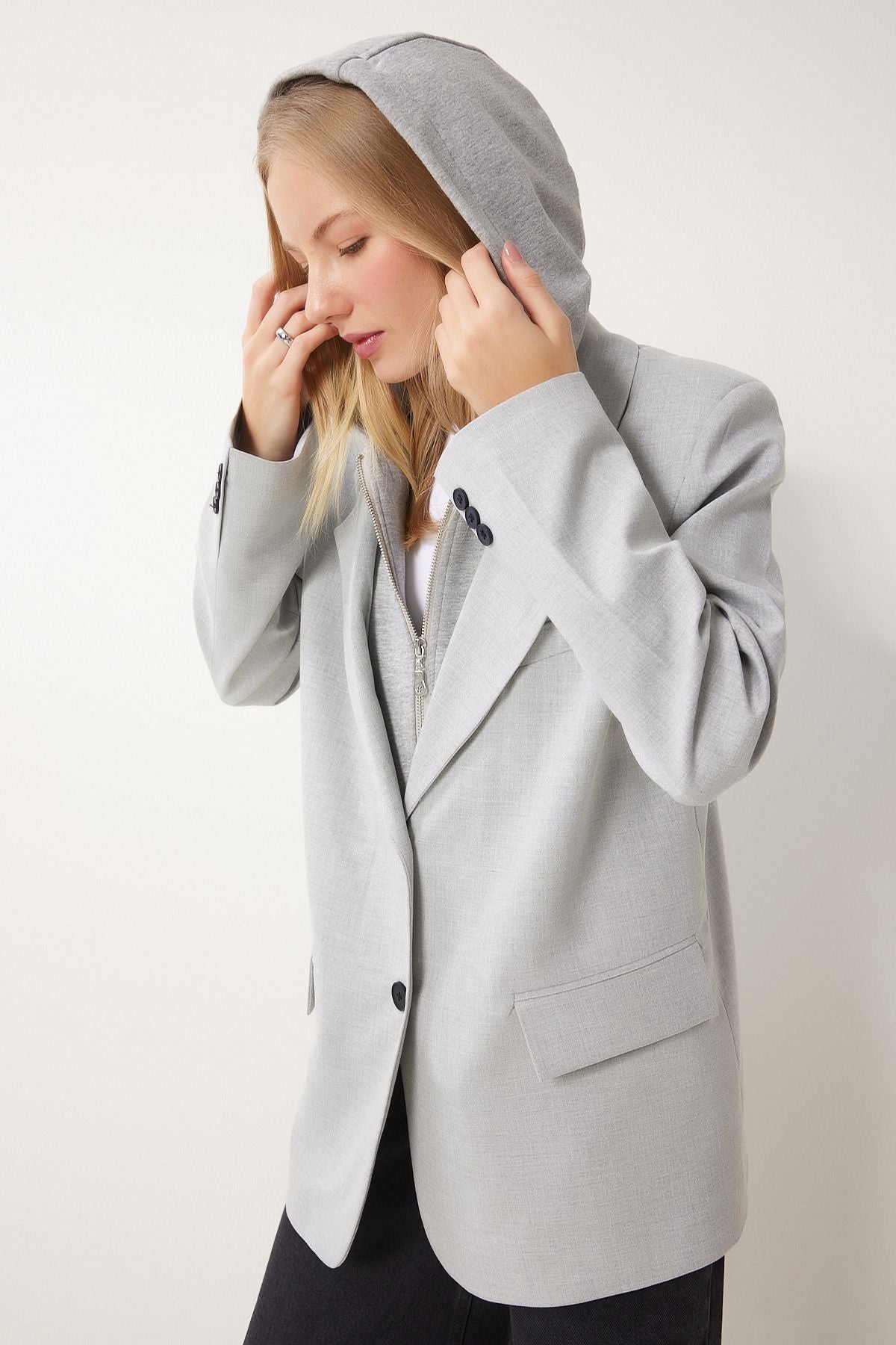 Açık Gri Kapüşon Detaylı Dokuma Blazer Ceket FN03440