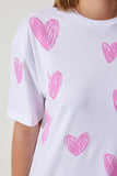 Beyaz Pembe Kalp Baskılı Oversize Pamuklu T-Shirt BP00165