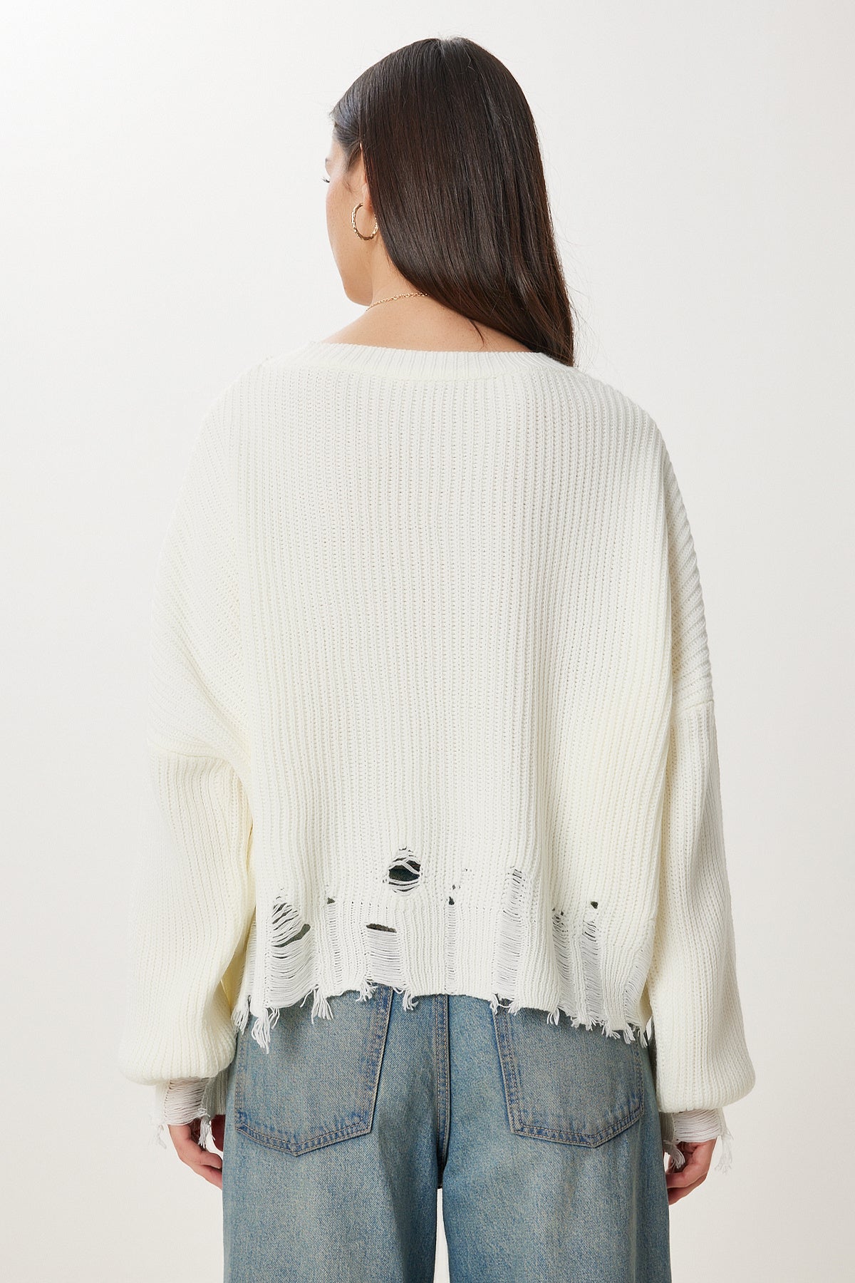 Ekru Yırtık Detaylı Oversize Triko Kazak ki00098