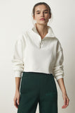 Ekru Fermuarlı Şardonlu Crop Örme Sweatshirt HF00441