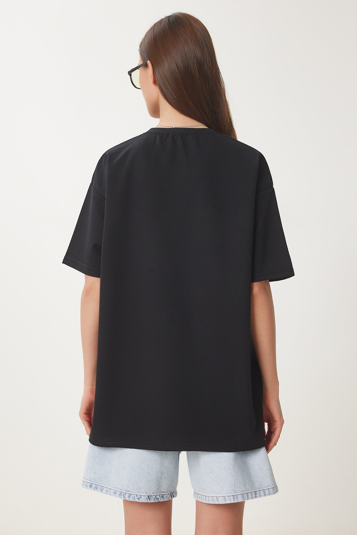 Siyah Kalp Nakışlı Örme T-Shirt ZV00299
