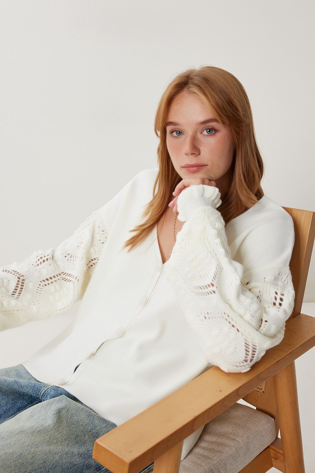 Ekru Düğmeli Ajurlu Oversize Triko Hırka WA00003