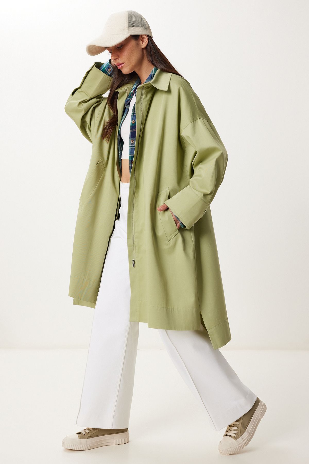 Çağla Yeşili Fermuarlı Oversize Dokuma Trençkot FG00052