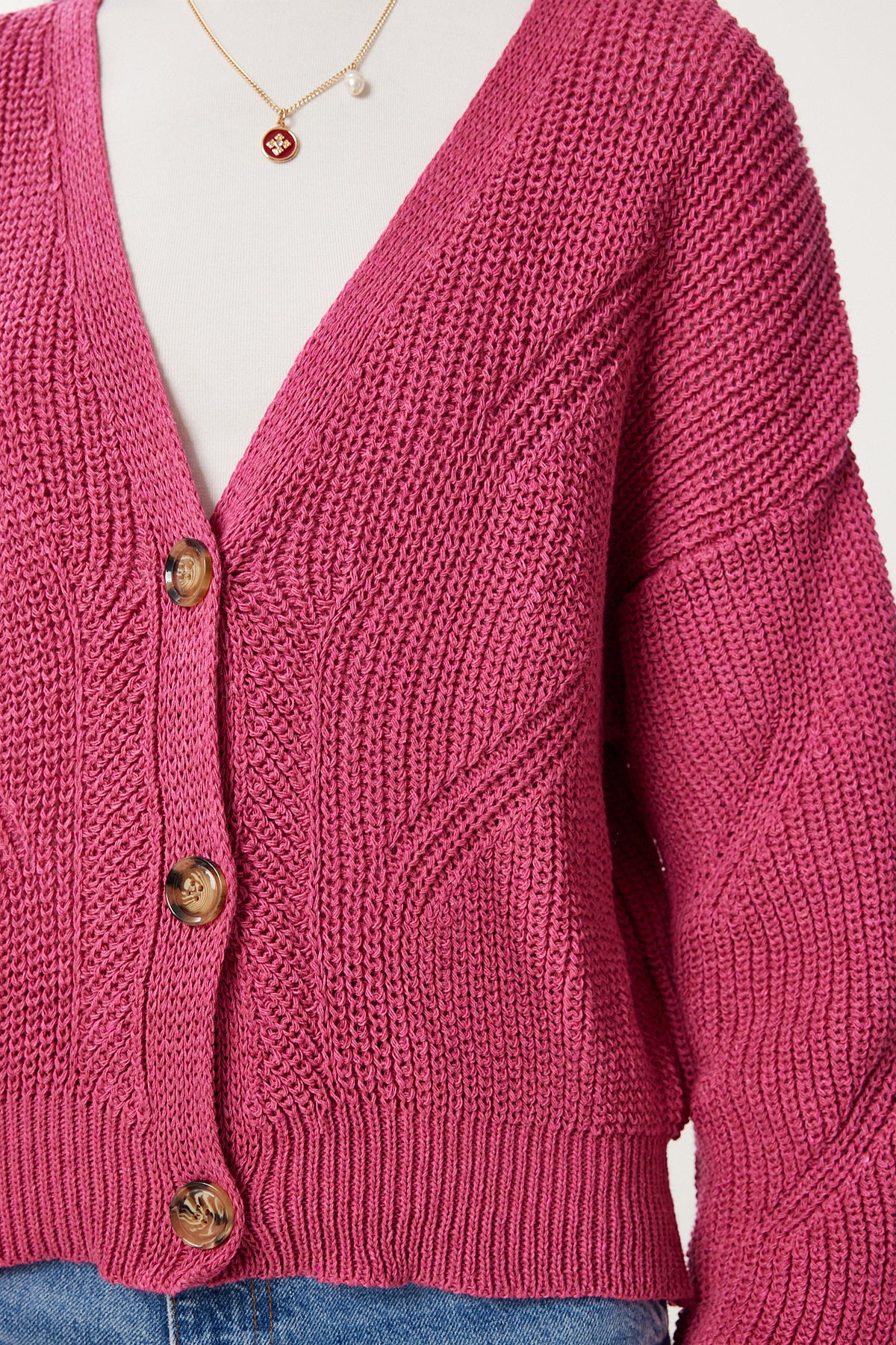 Koyu Pembe Düğmeli V Yaka Orlon Hırka MC00210