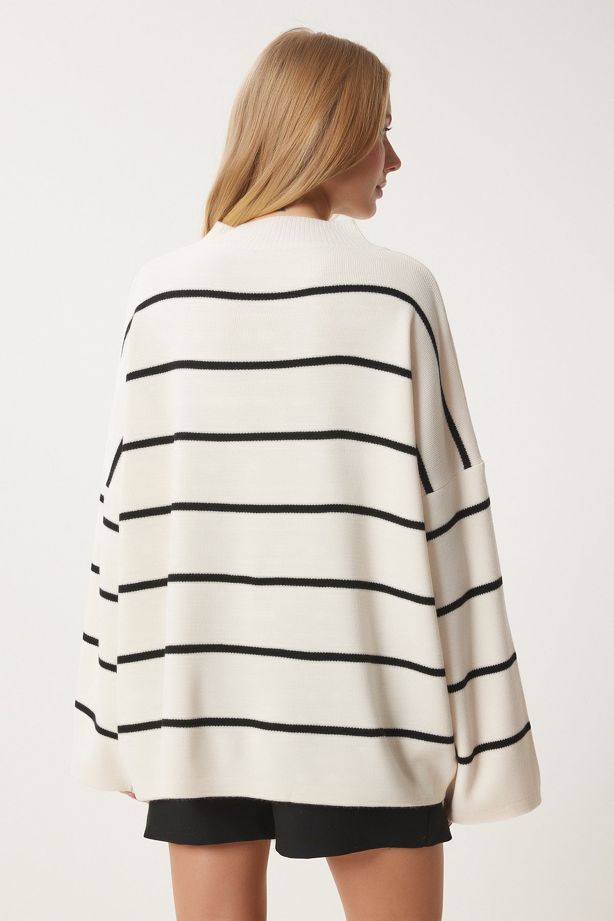 Krem Çizgili Oversize Uzun Triko Kazak YY00087