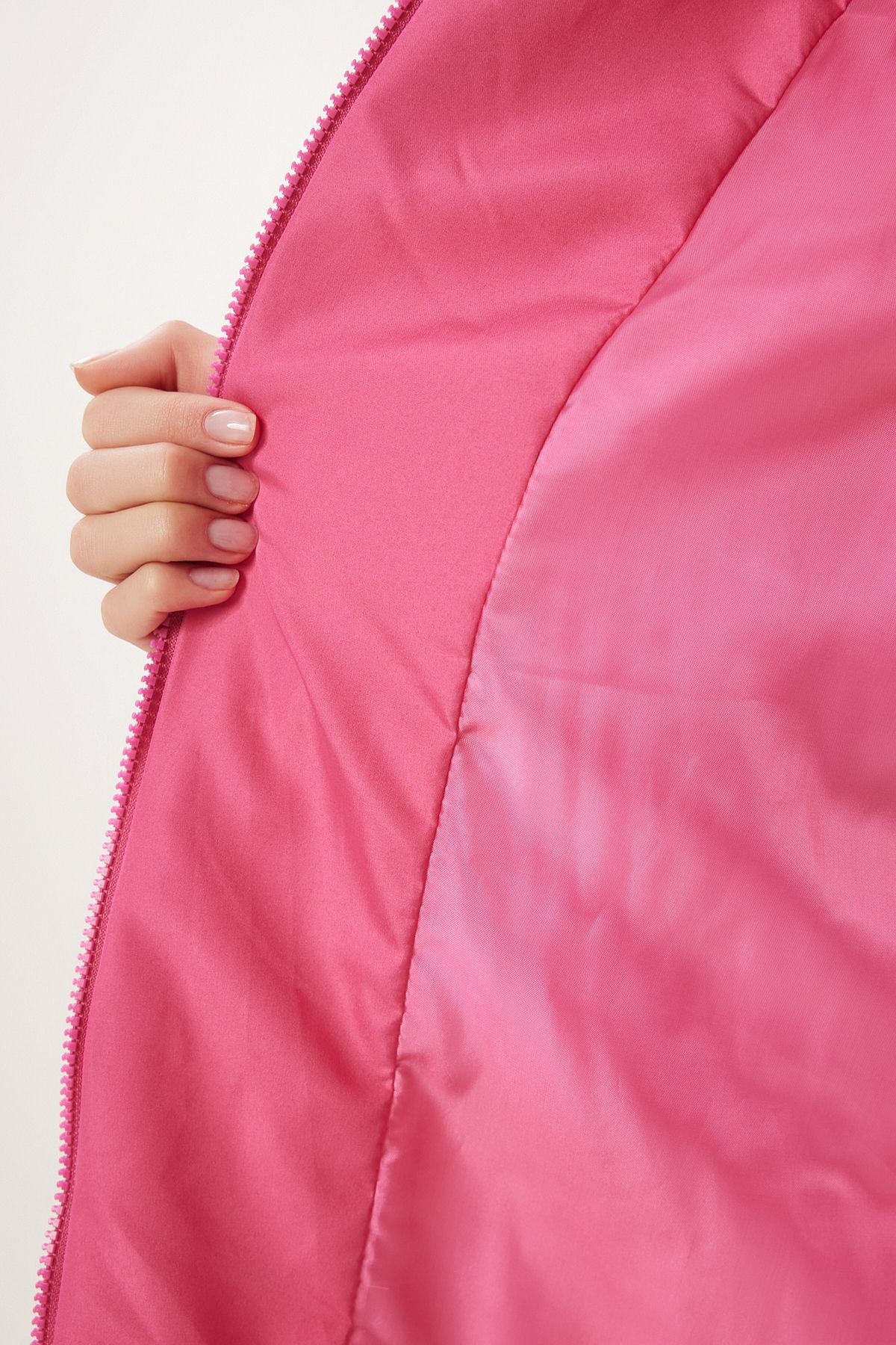 Pembe Kapüşonlu Oversize Uzun Şişme Kaban NT00428