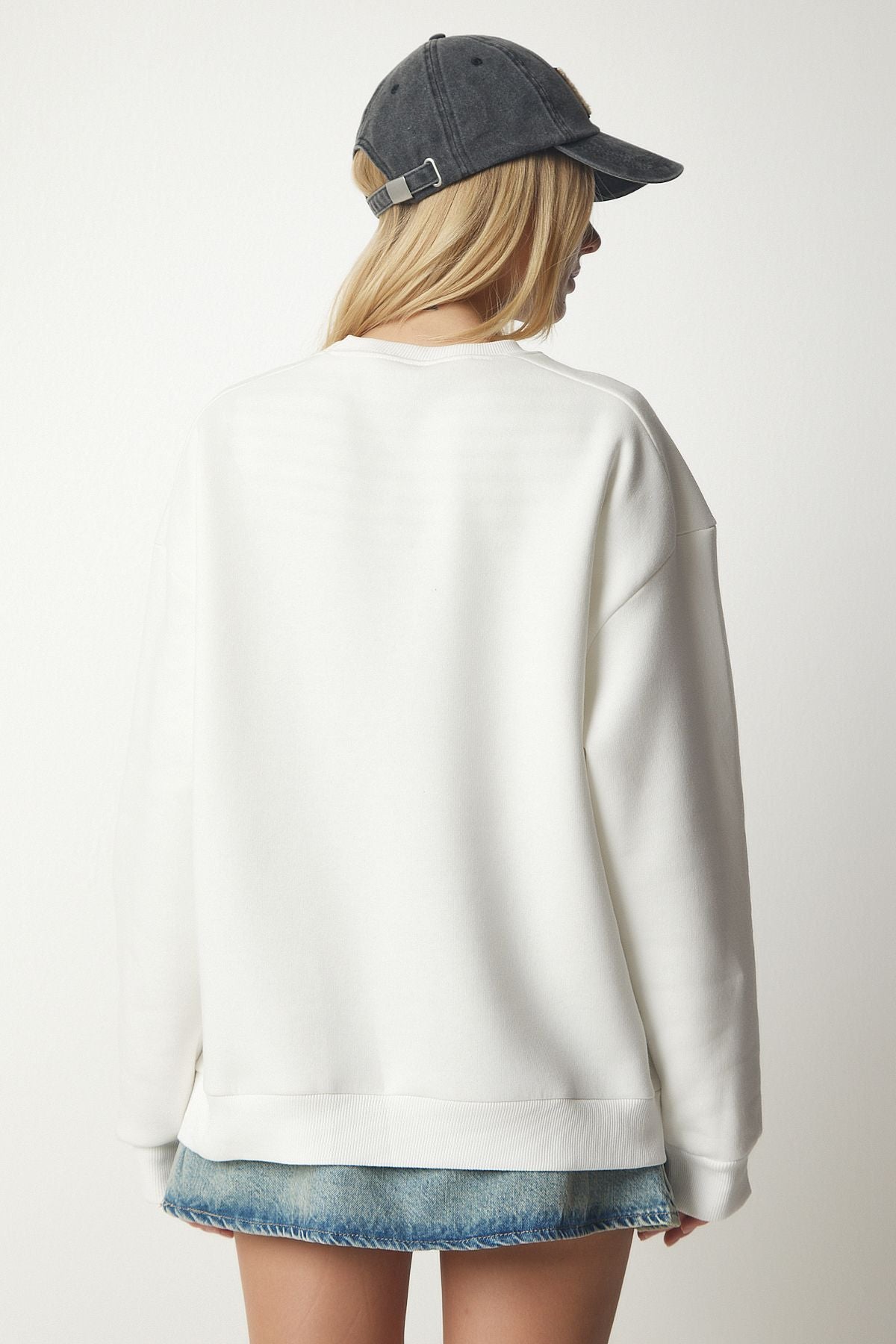 Ekru Fermuar Detaylı Şardonlu Örme Sweatshirt UB00148