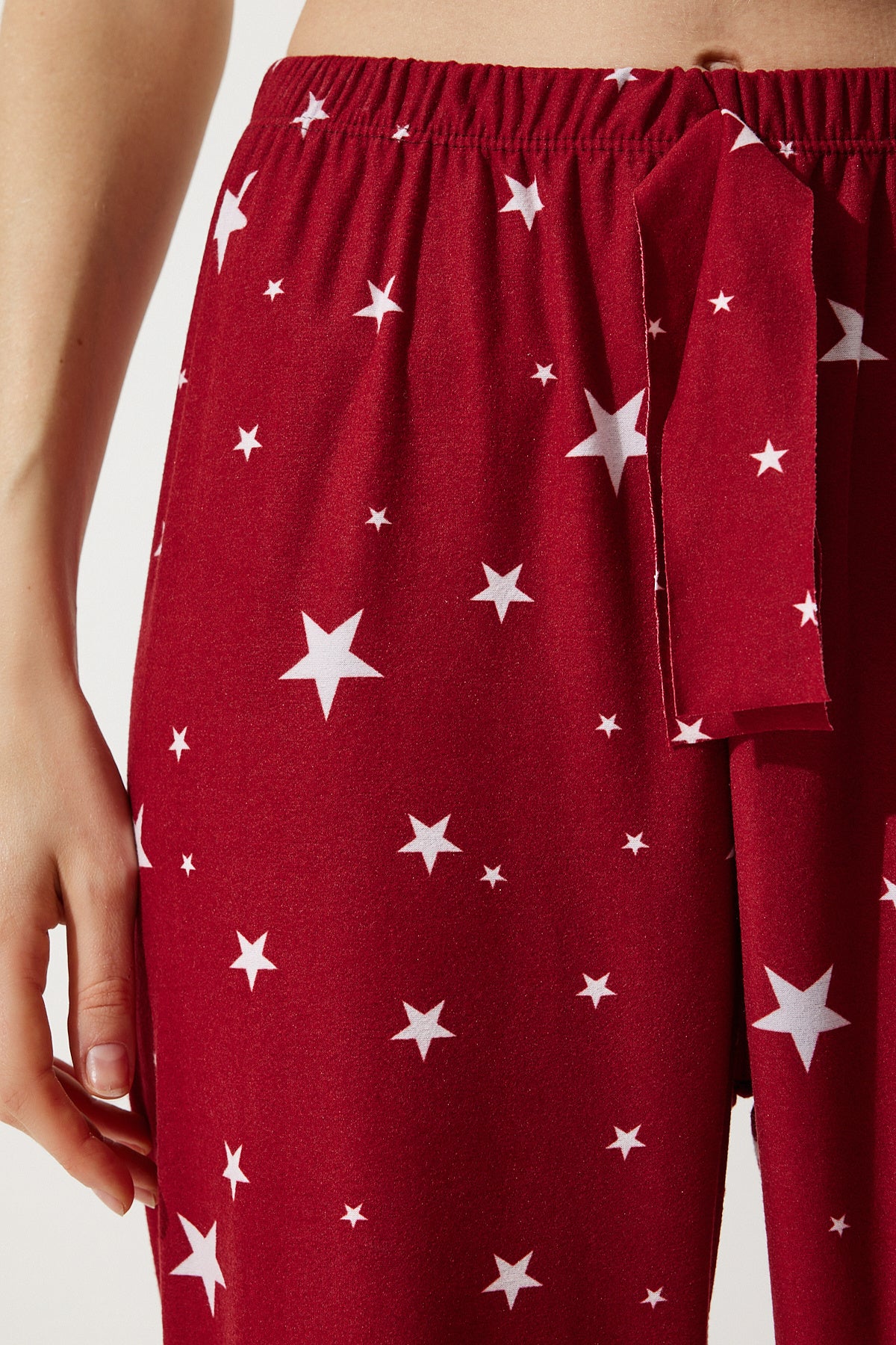 Canlı Kırmızı Desenli Yumuşak Dokulu Örme Pijama GF00002