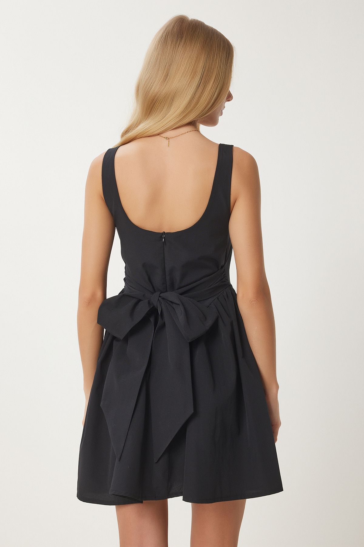 Siyah Fiyonklu Mini Poplin Elbise UB00355