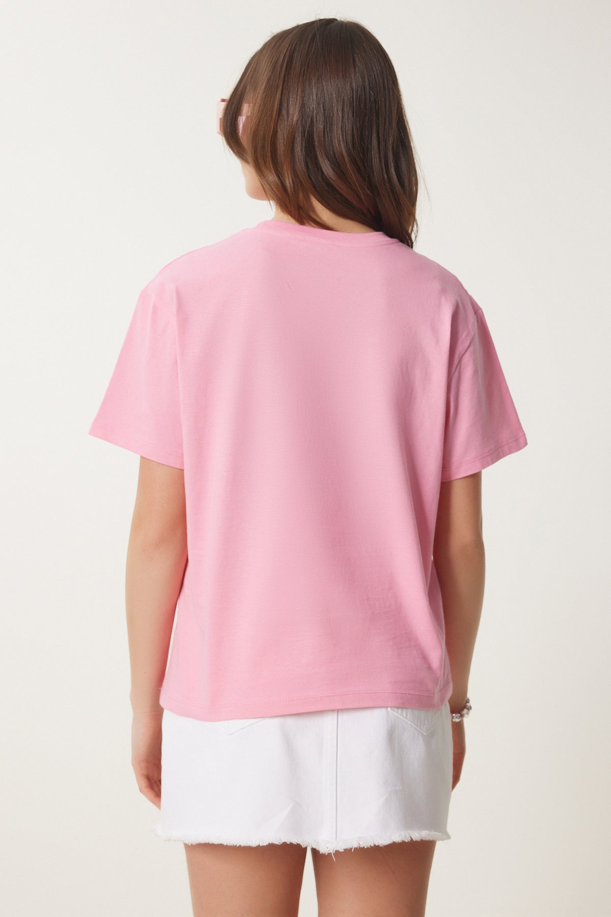 Pembe Çilekli Nakış Cepli Pamuklu T-Shirt CR00449