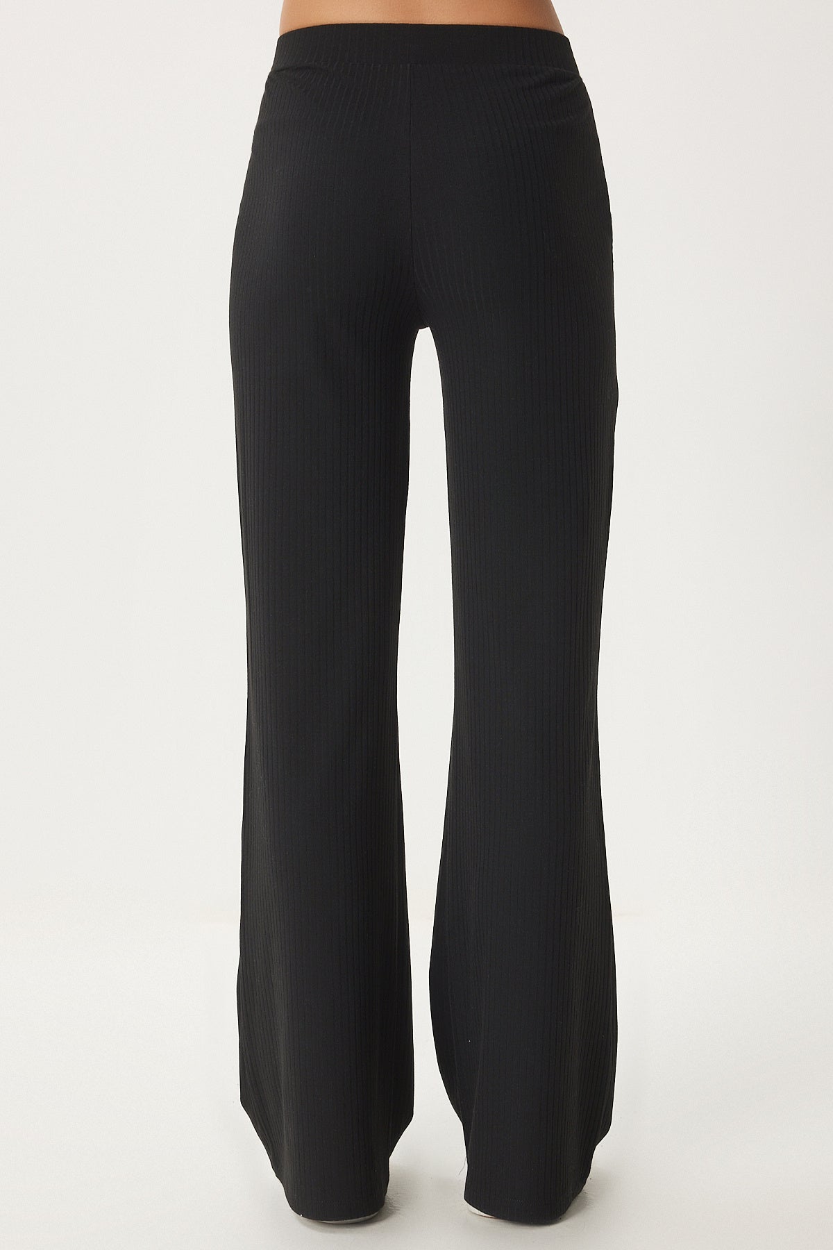 Siyah Rahat Fitilli Örme Bluz Pantolon Takım OW00054