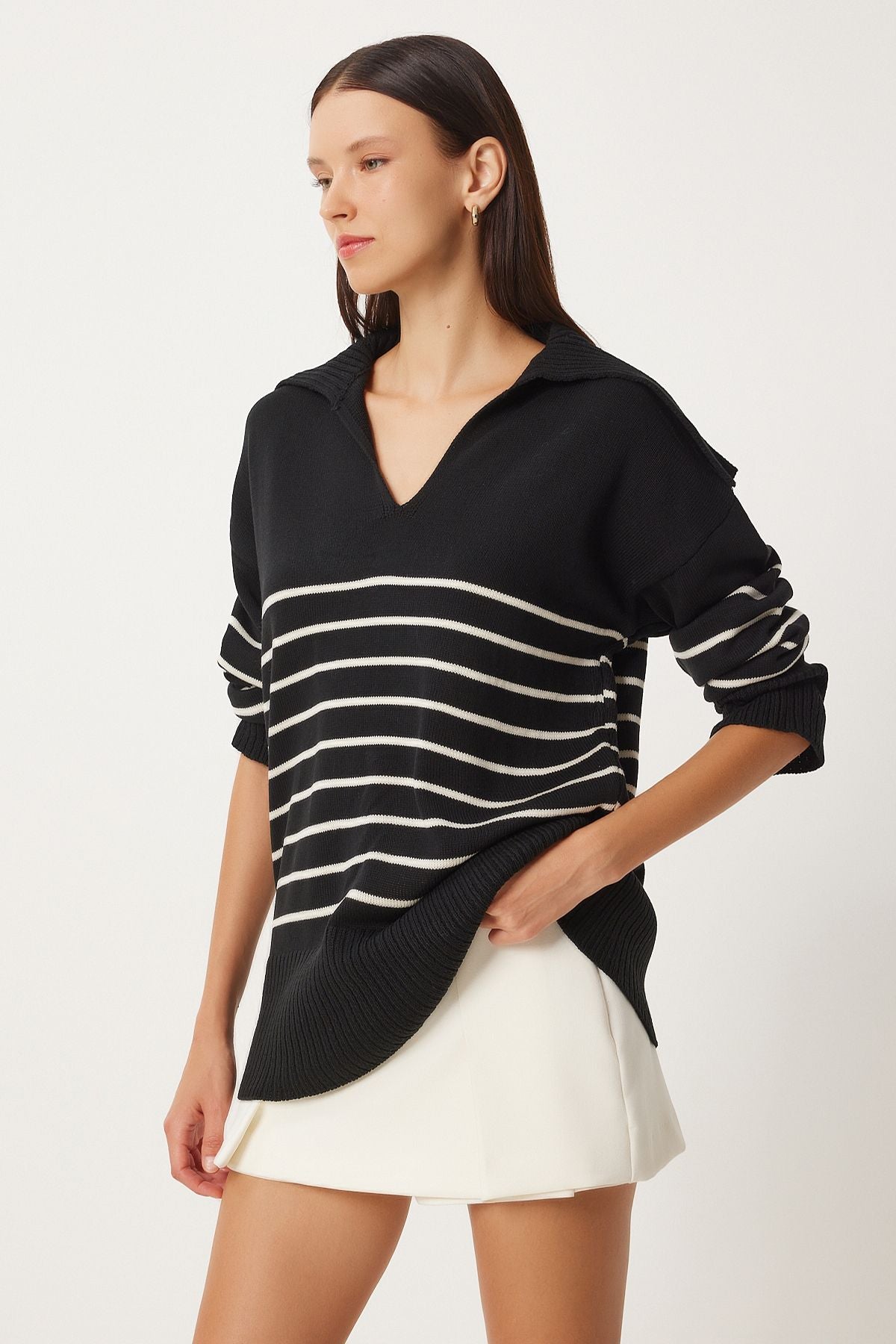 Siyah Şal Yaka Çizgili Oversize Triko Kazak  FN03345