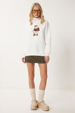 Kırık Beyaz Ayıcık Armalı Şardonlu Örme Sweatshirt WE00001