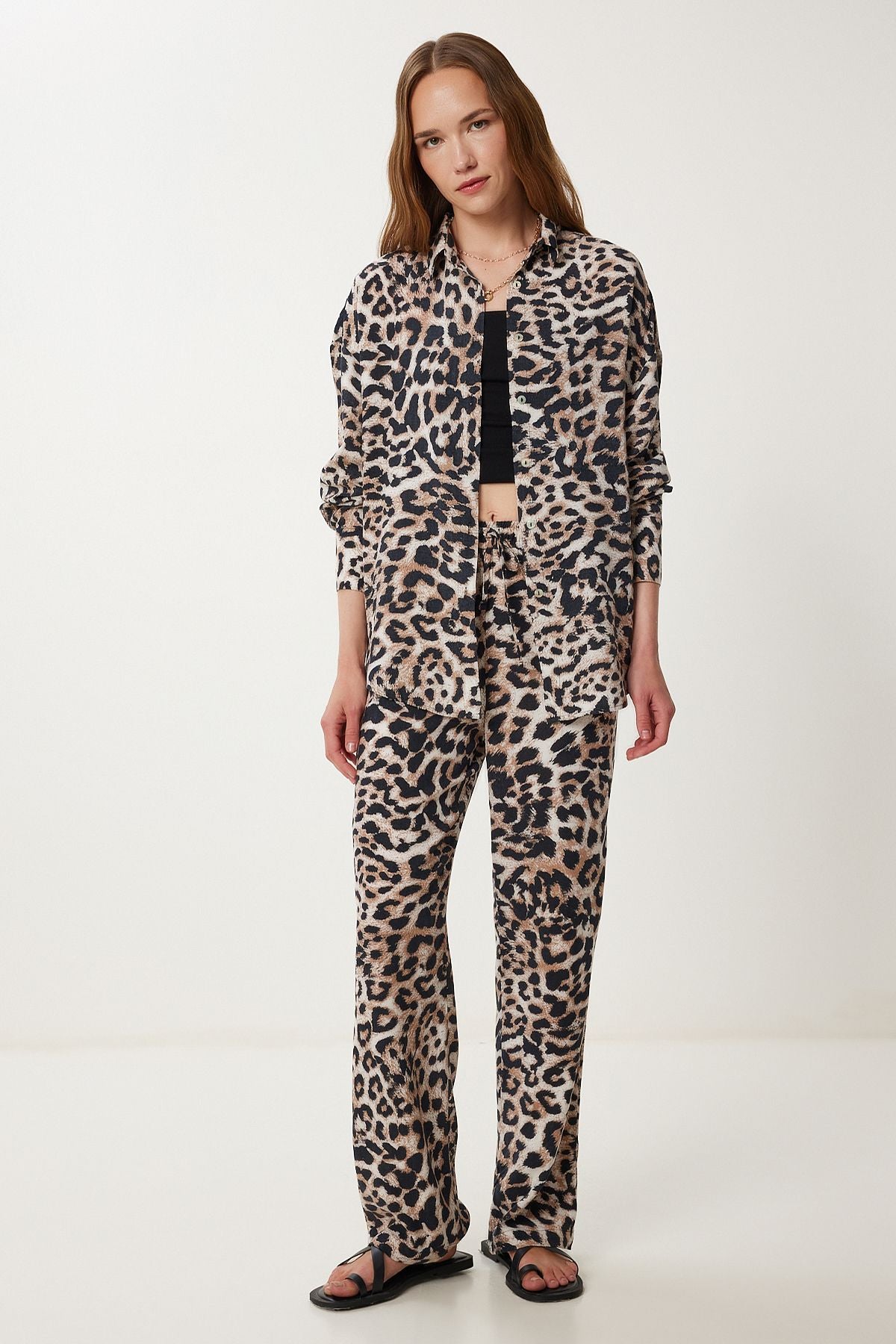 Siyah Bej Leopar Desenli Viskon Gömlek Pantolon Takım WF00140
