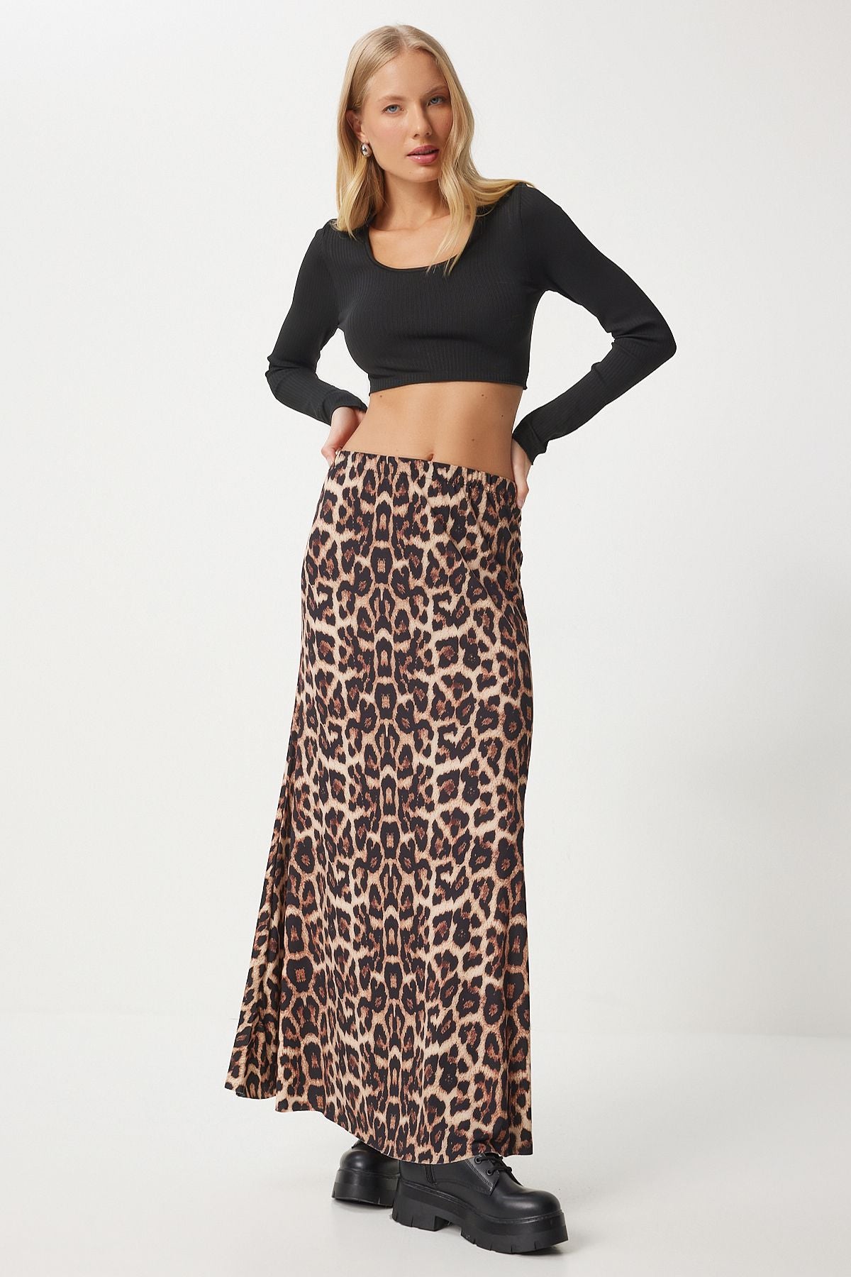 Siyah Bej Leopar Desenli Uzun Dokuma Etek RC00155