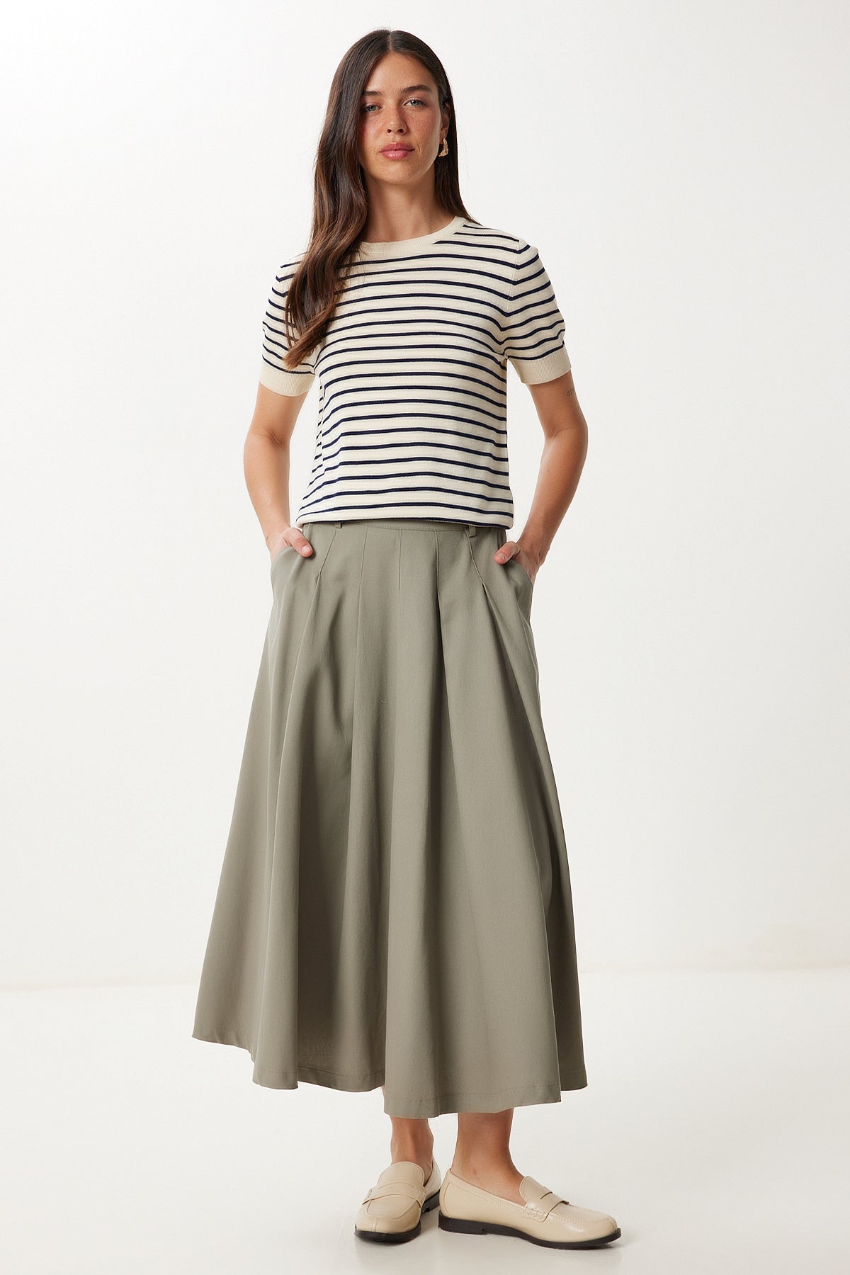 Koyu Çağla Yeşili Cepli Gabardin Kloş Etek GP00026