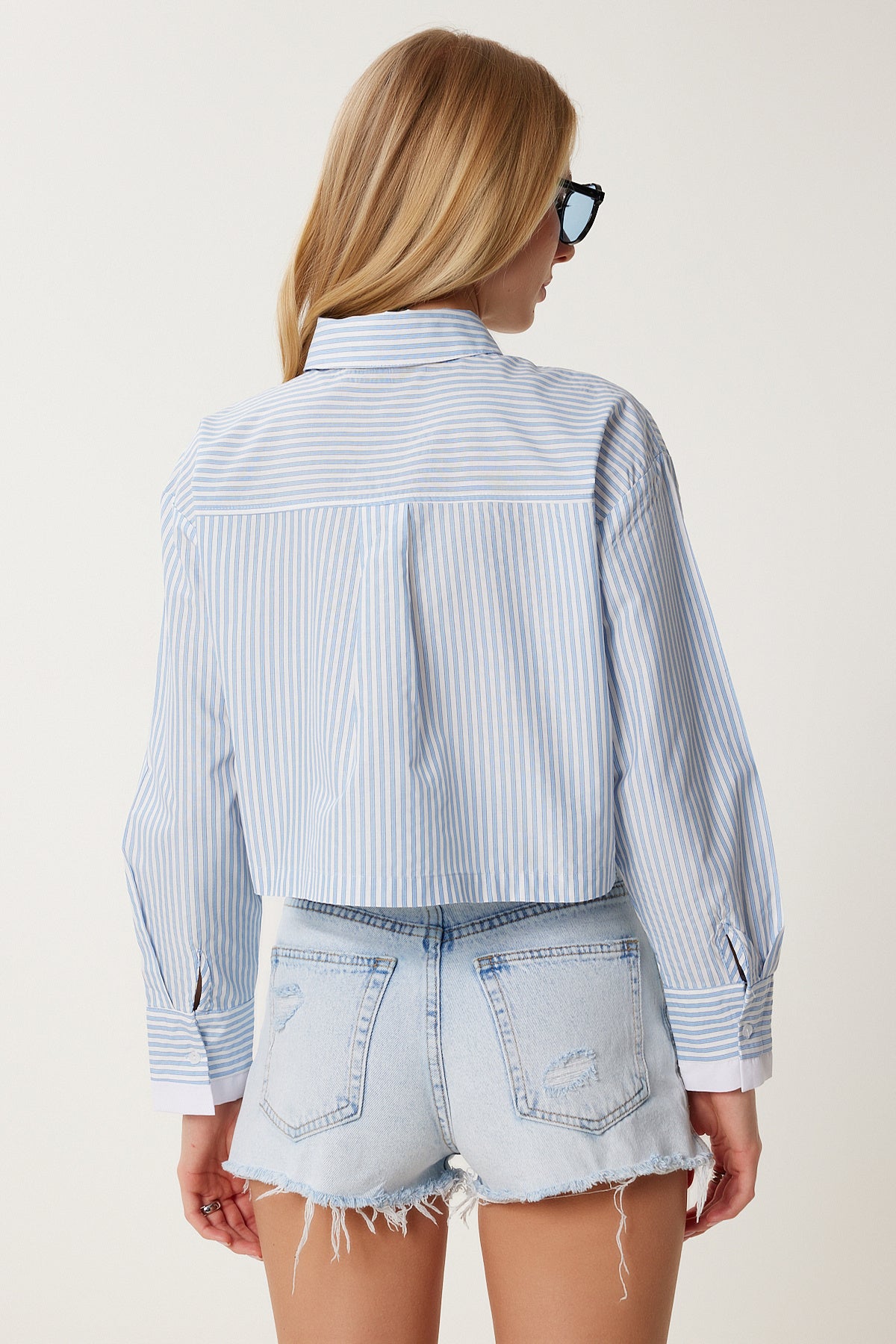 Gök Mavi Kontrast Detaylı Çizgili Crop Dokuma Gömlek MX00189