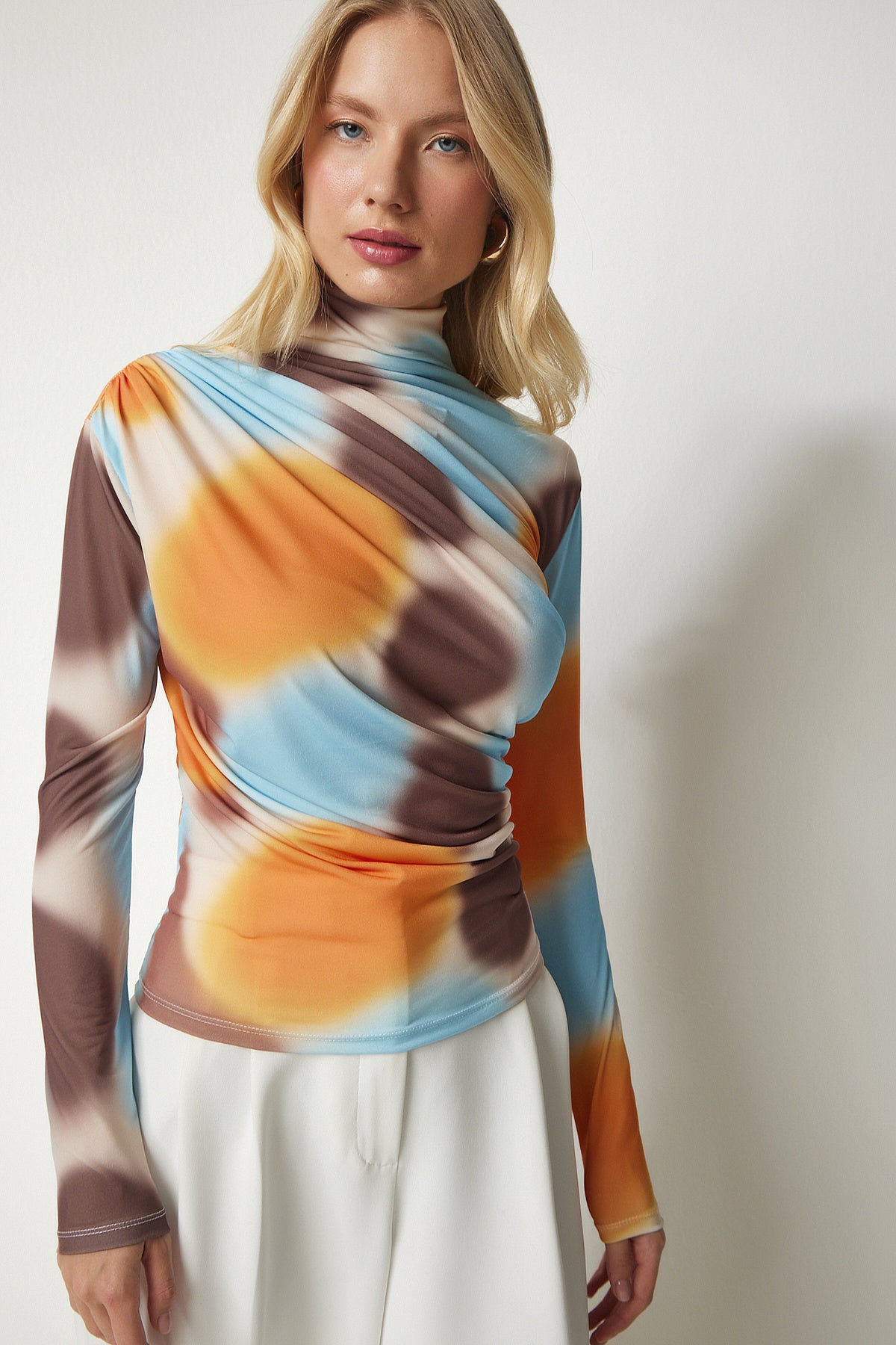 Oranj Mavi Drapeli Dik Yaka Sandy Bluz FF00138