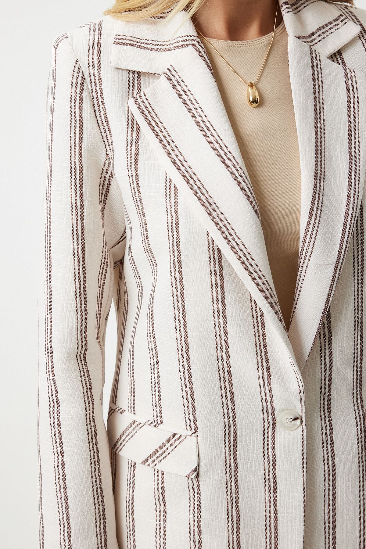 Kahverengi Kemik Çizgili Vatkalı Keten Karışımlı Blazer Ceket GP00006