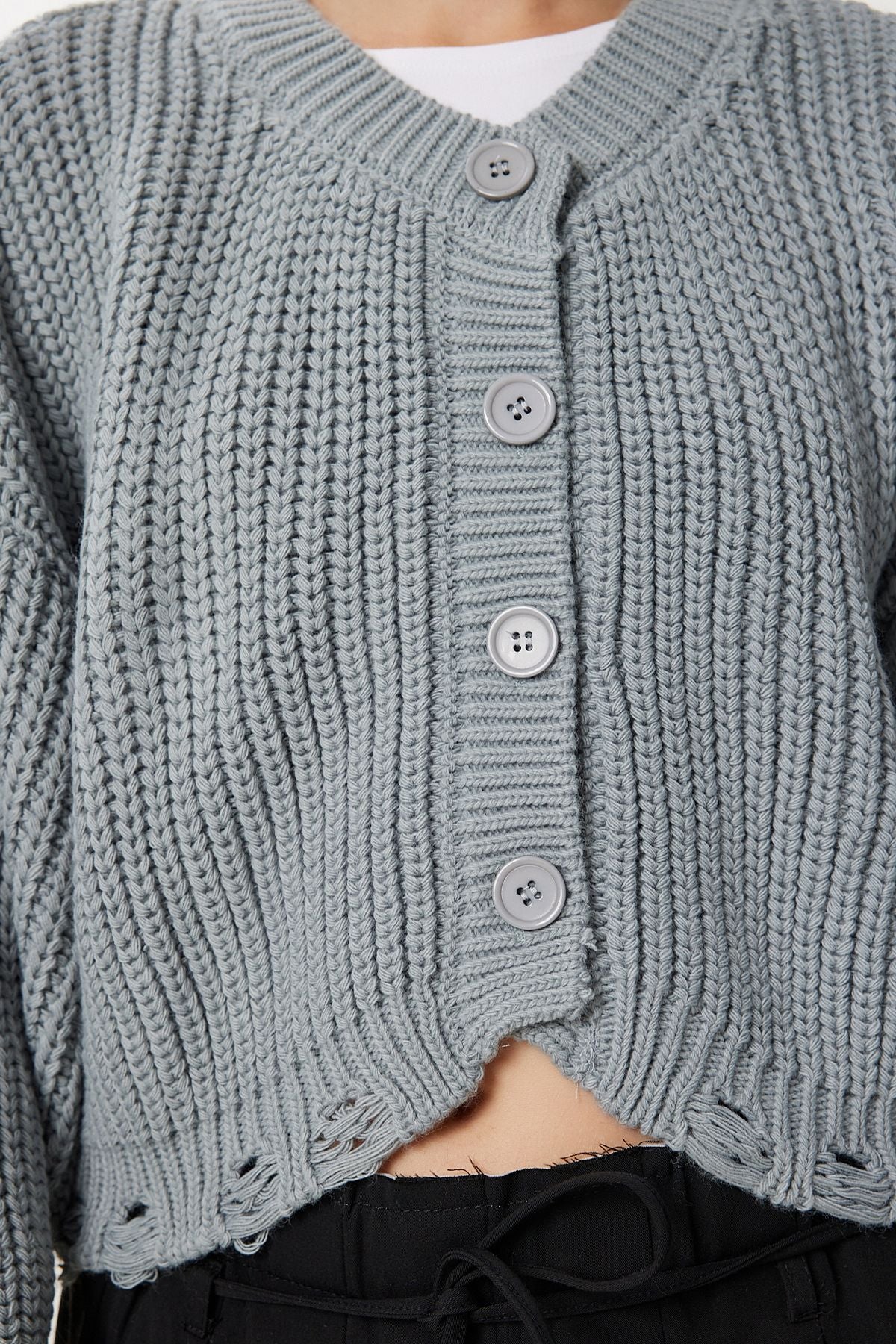 Taş Sökük Detaylı Düğmeli Crop Triko Hırka PF00054