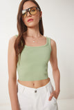 Çağla Yeşili Askılı Crop Triko Bluz CR00522