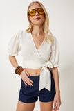 Ekru Bağlama Detaylı Crop Keten Bluz NS00443