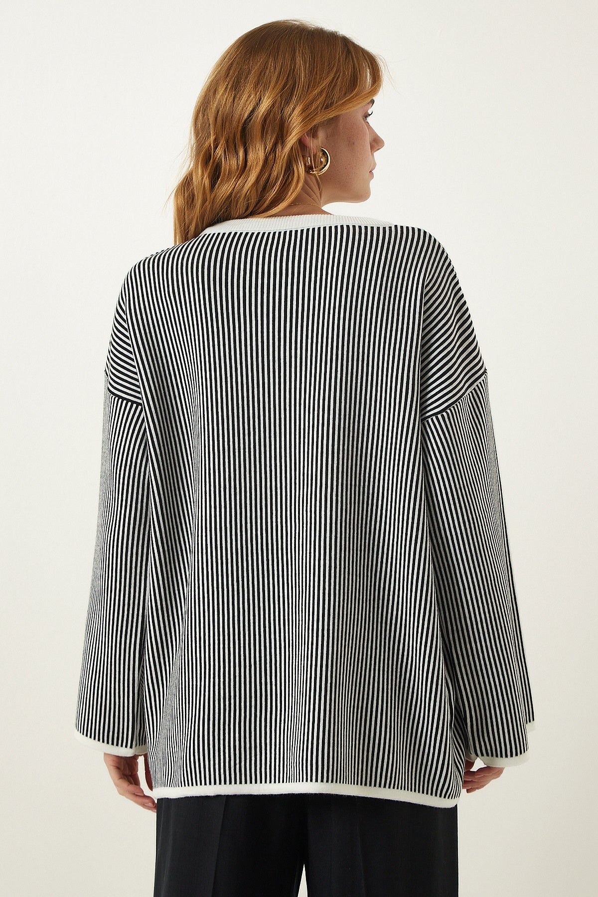 Siyah Beyaz Çizgili Oversize Triko Kazak YY00196