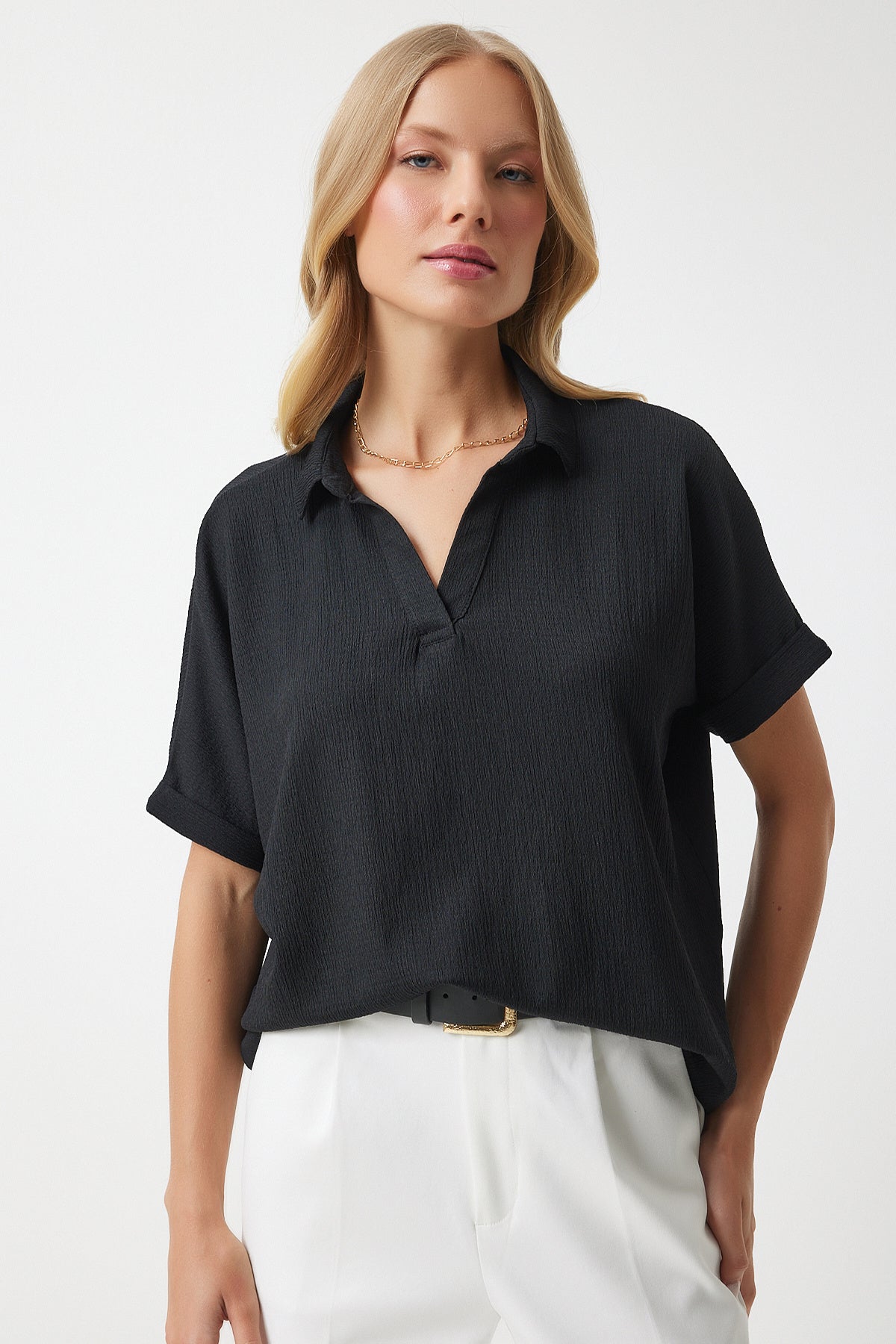 Siyah Polo Yaka Örme Krinkıl Bluz DD01299