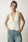 Ekru Halter Yaka Düğmeli Triko Yelek  FN03118