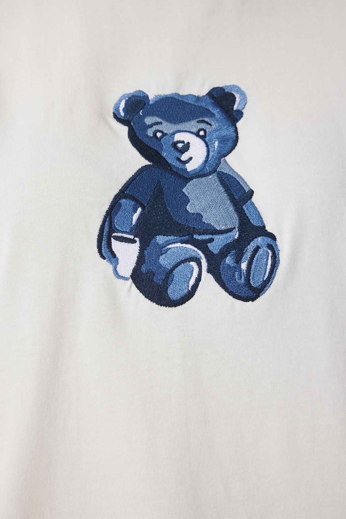 Ekru Ayıcık İşlemeli Pamuklu Oversize Örme T-Shirt CR00460