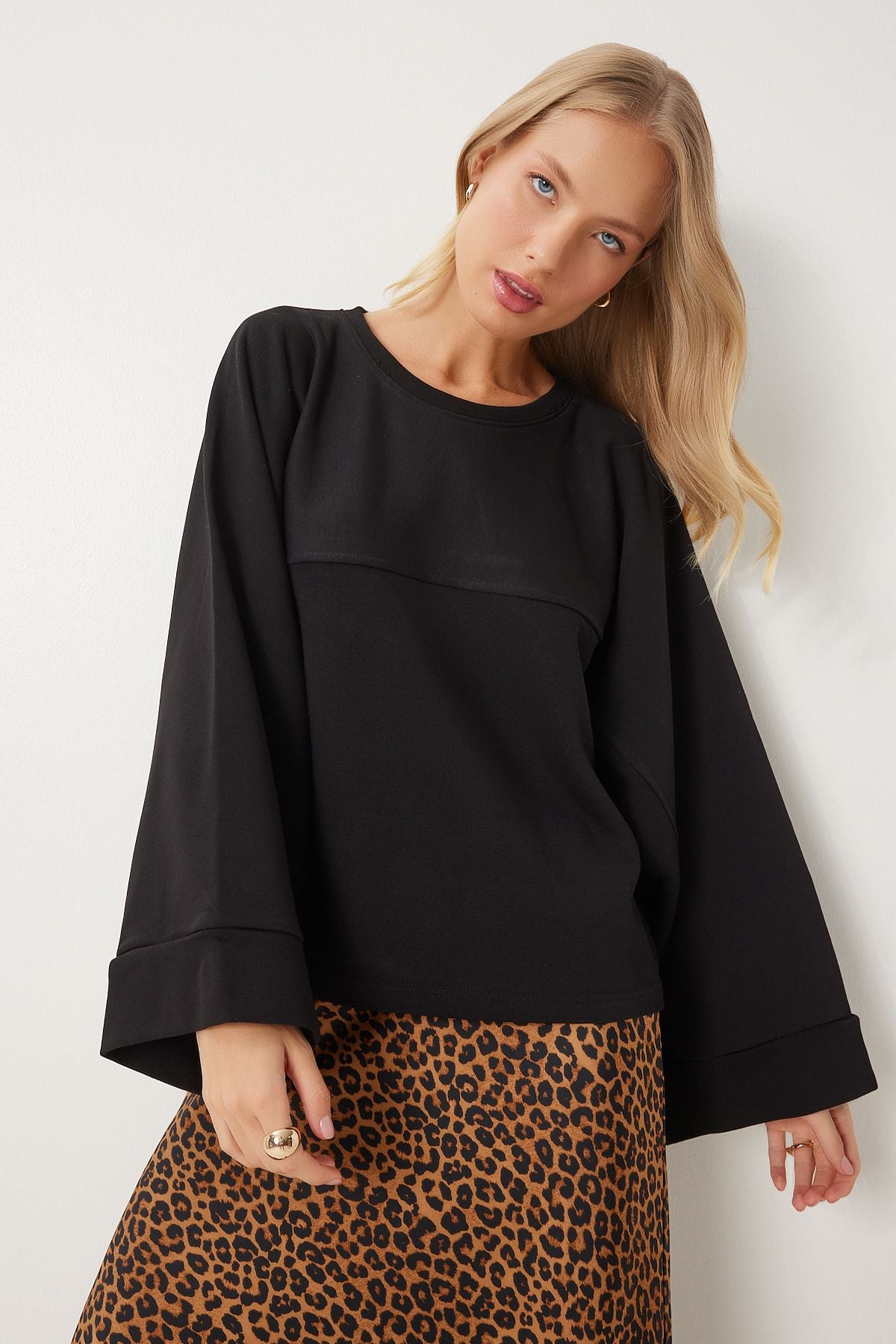 Siyah Geniş Kol Oversize Örme Sweatshirt  FN03334
