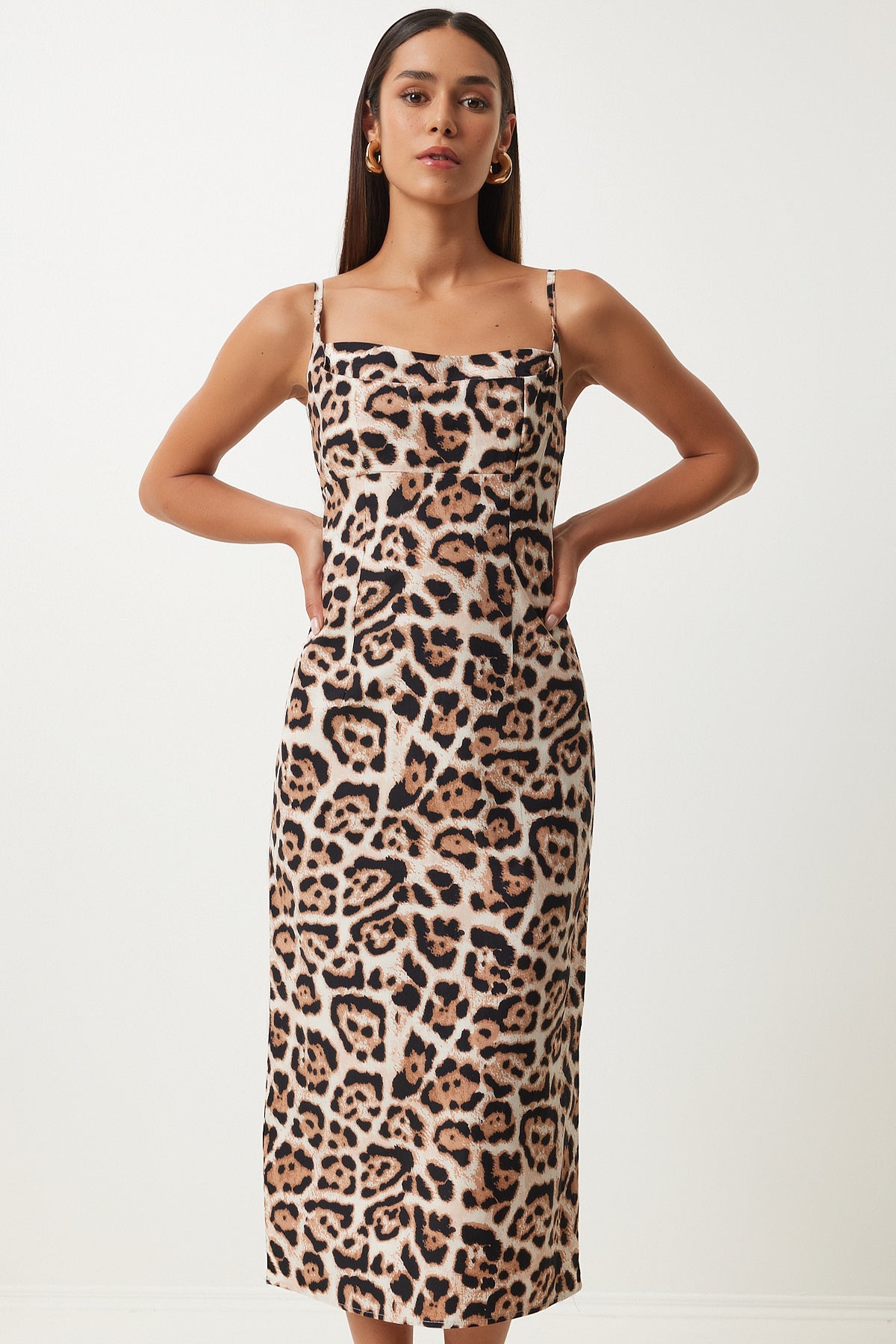 Siyah Bej Leopar Desenli Askılı Midi Elbise KJ00013