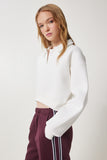 Ekru Polo Yaka Şardonlu Crop Örme Sweatshirt HW00014