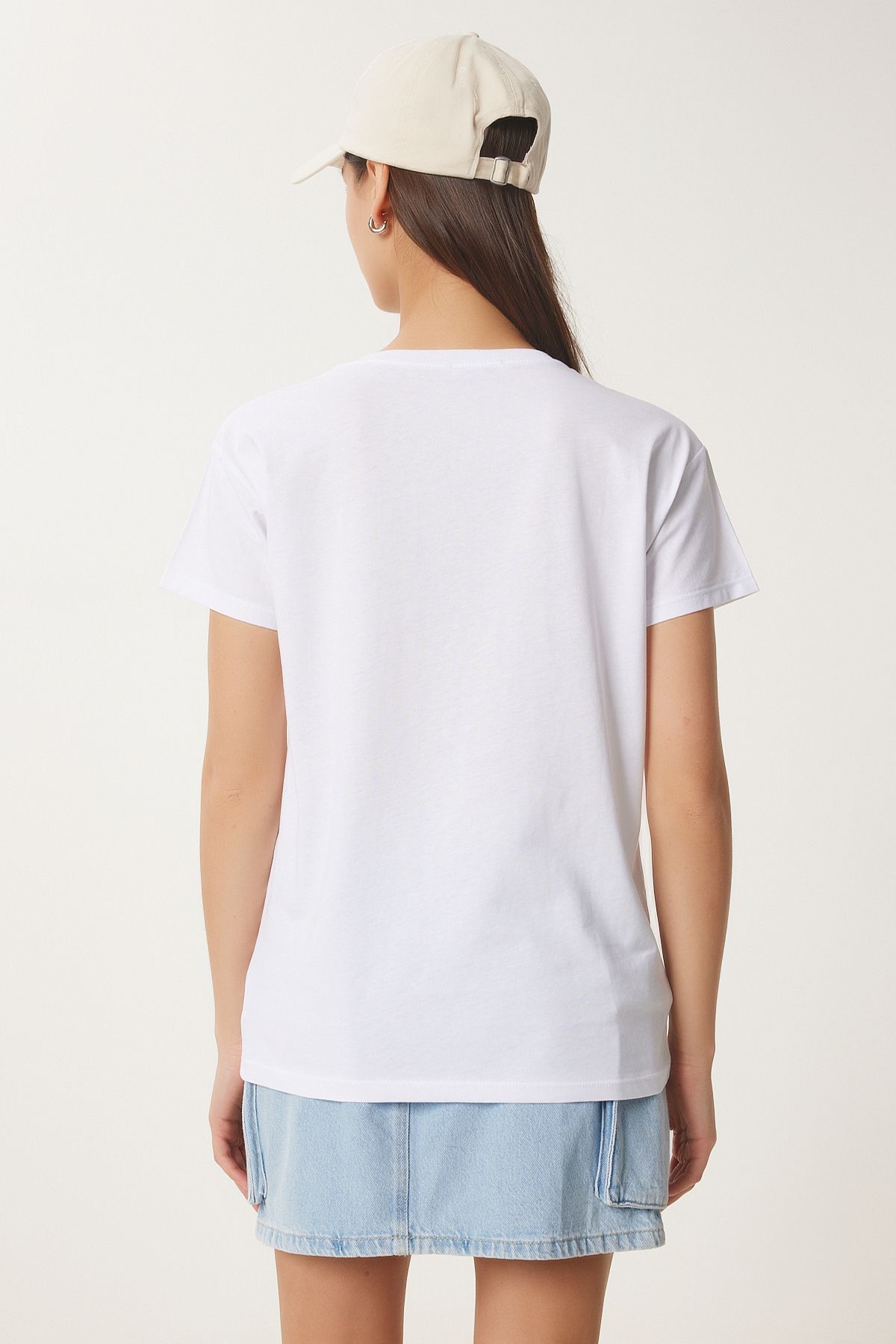 Beyaz Taş Detaylı Ayıcık Baskılı Örme T-Shirt BW00001