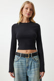 Siyah Bisiklet Yaka Basic Crop Örme Bluz OW00034