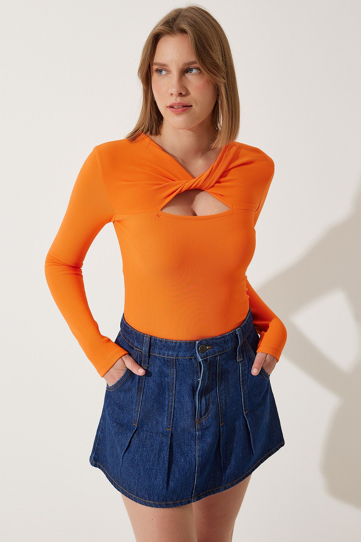Oranj Cut Out Detaylı Fitilli Örme Bluz SF00005