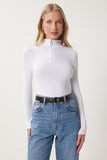 Beyaz Fermuarlı Yaka Örme Bluz GT00045