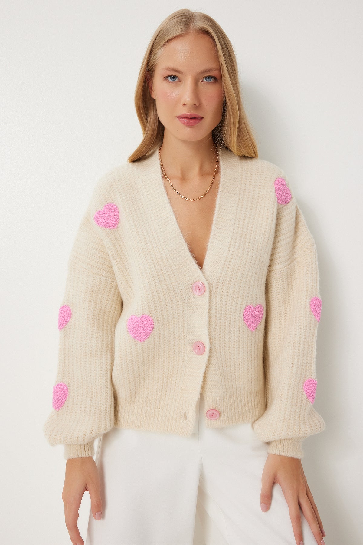 Bej Kalp Motifli Oversize Triko Hırka PF00084