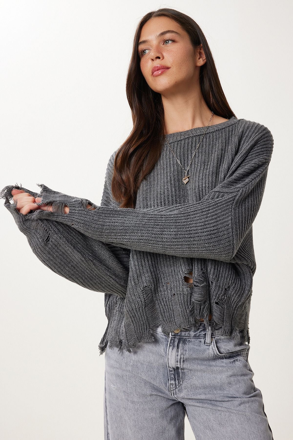 Gri Yırtık Detaylı Oversize Triko Kazak ki00098